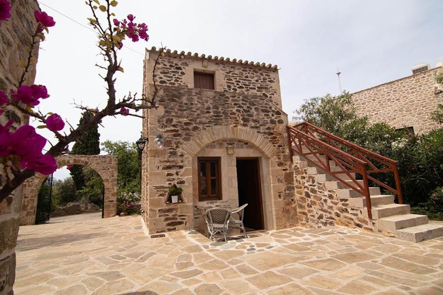 Petropoulakis Tower Hotel Gytheio Exterior foto